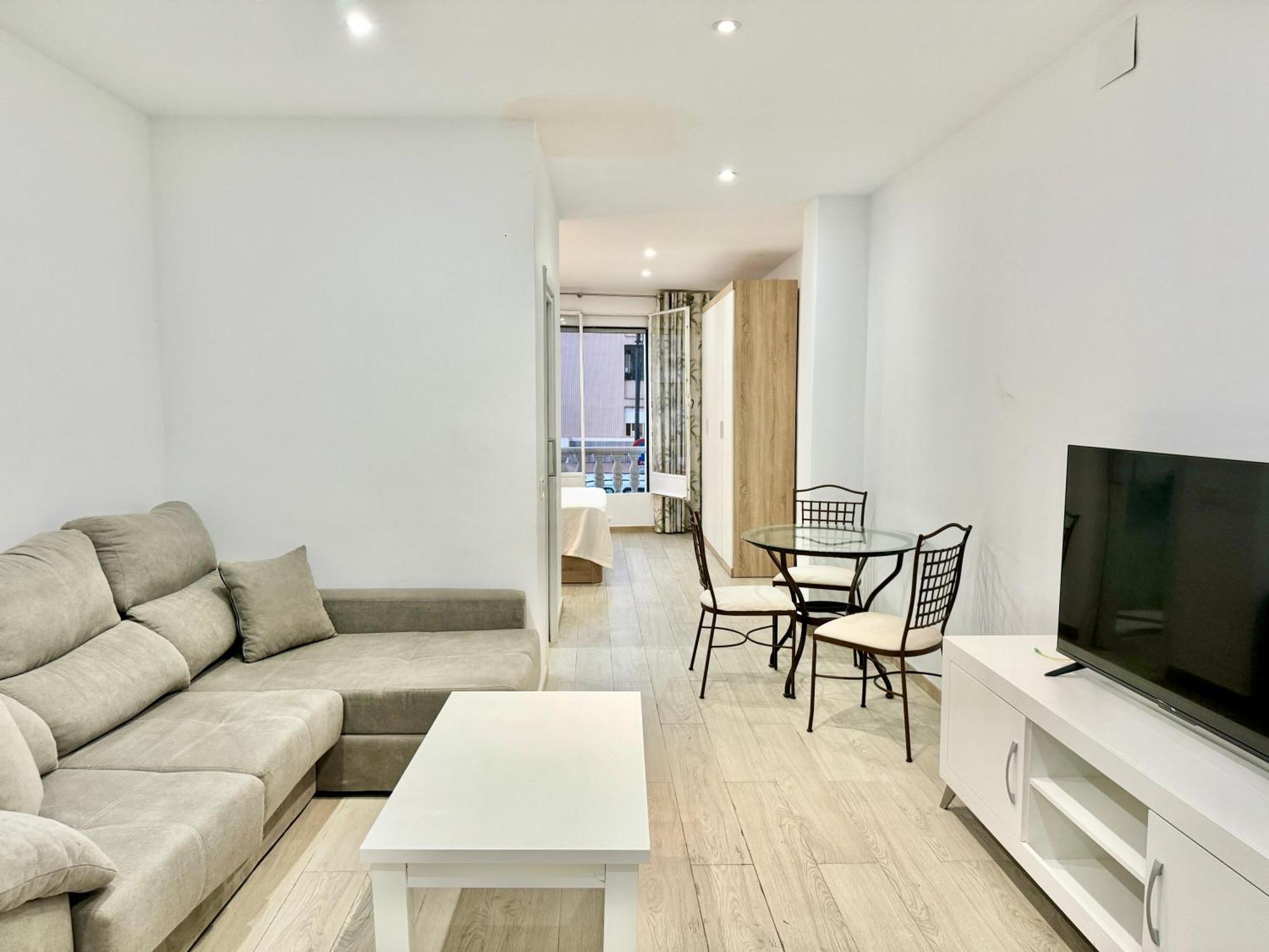 La Baranda Of Center - Eaw Homes Marbellac